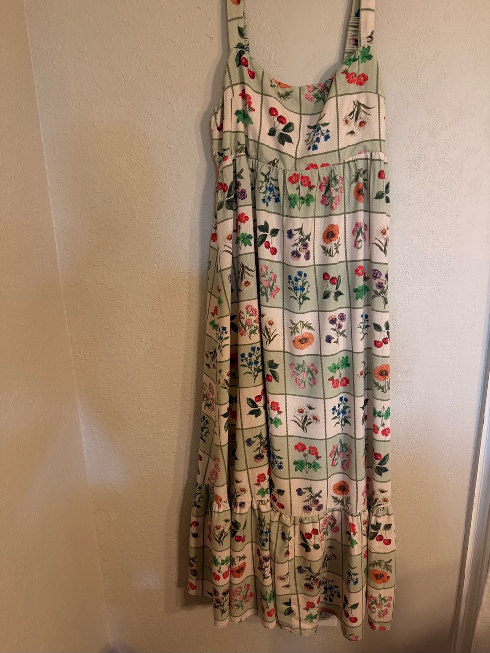 Petal&Pup Floral Tile Print Maxi dress Cream